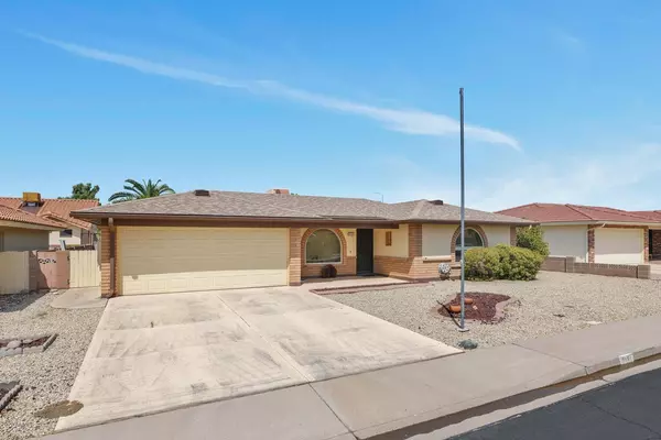 8162 E MESETO Avenue, Mesa, AZ 85209