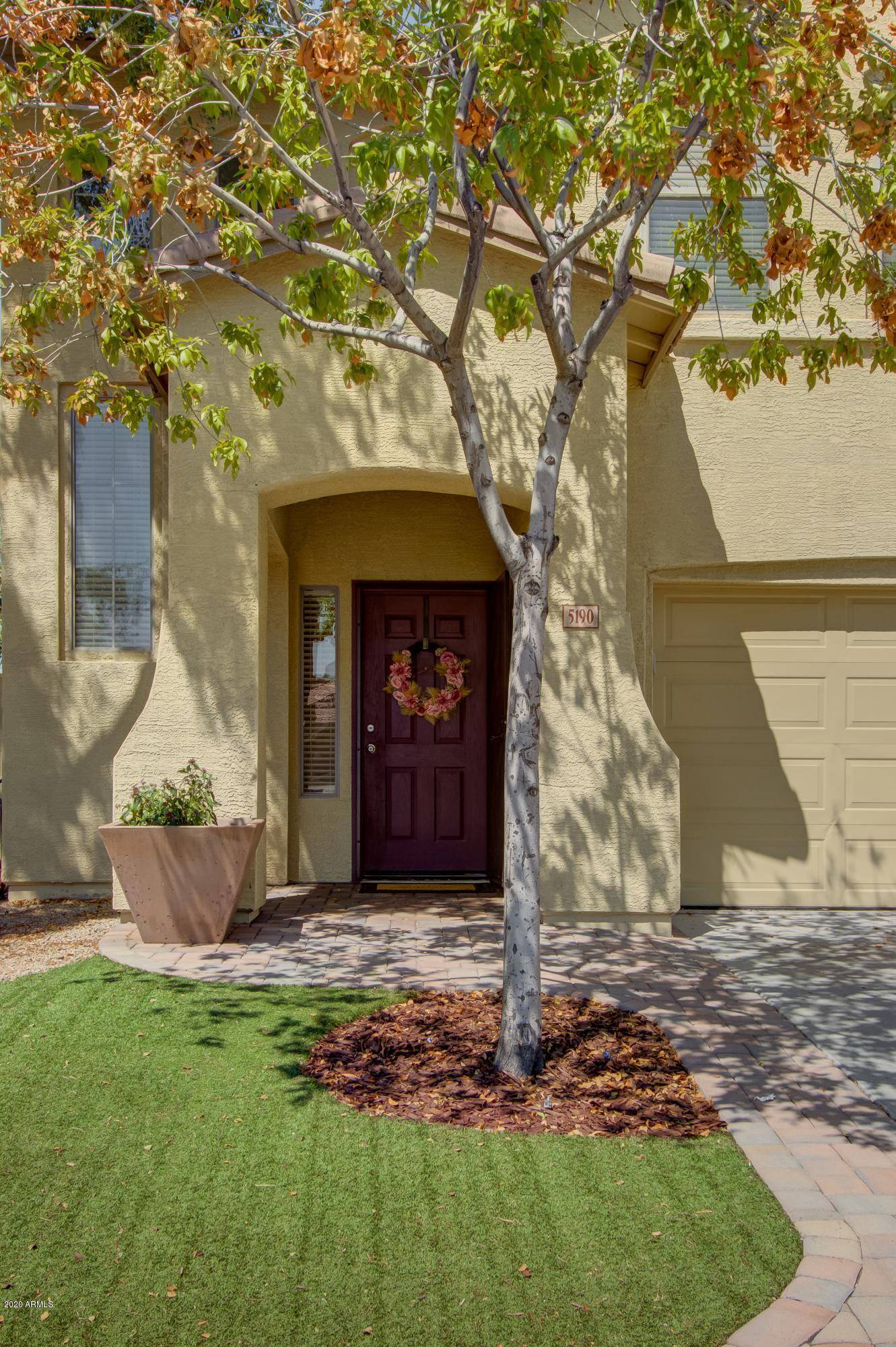 Glendale, AZ 85304,5190 W DESERT HILLS Drive