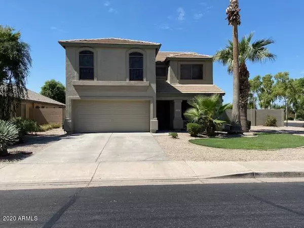 6102 S BLACK HILLS Way, Chandler, AZ 85249