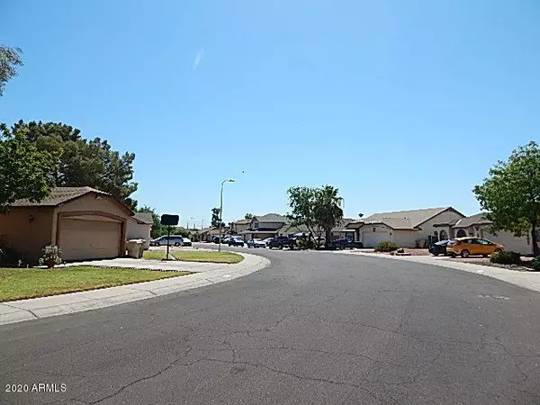 Glendale, AZ 85305,8759 W SIERRA VISTA Drive