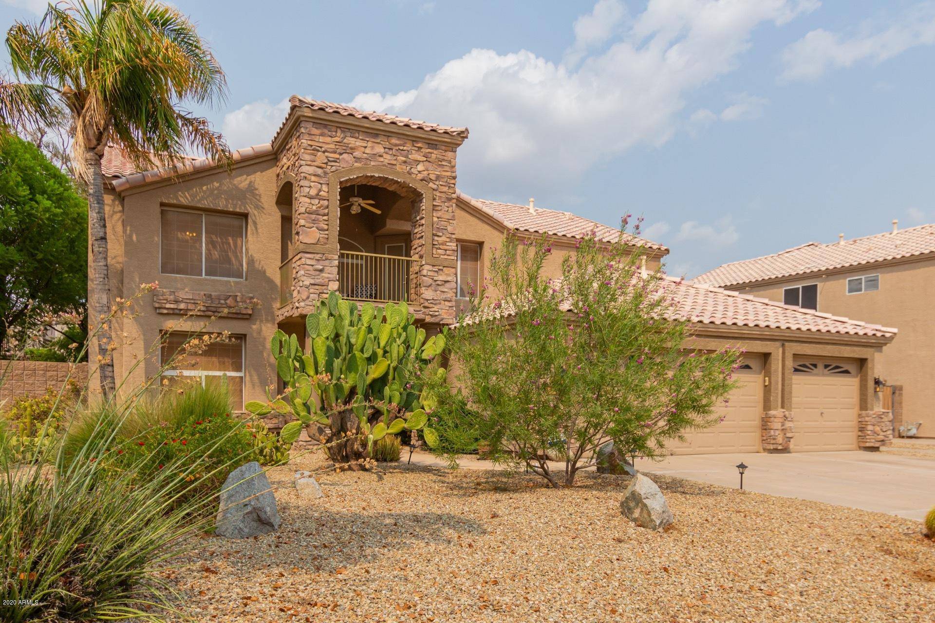 6762 W BEHREND Drive, Glendale, AZ 85308
