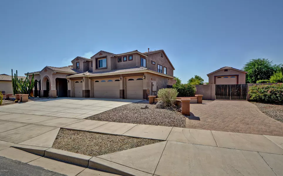 15771 W CHRISTY Drive, Surprise, AZ 85379