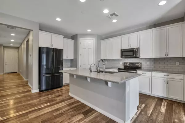 Queen Creek, AZ 85144,4411 W KIRKLAND Avenue