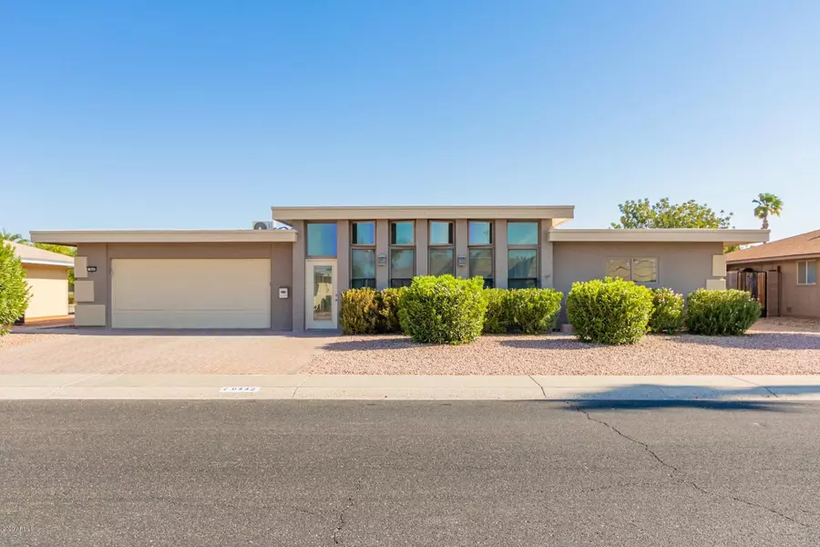 9442 W RAINTREE Drive, Sun City, AZ 85351