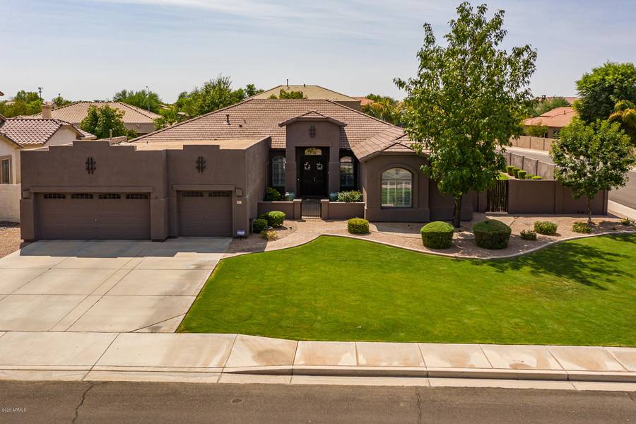 913 E ELMWOOD Place, Chandler, AZ 85249