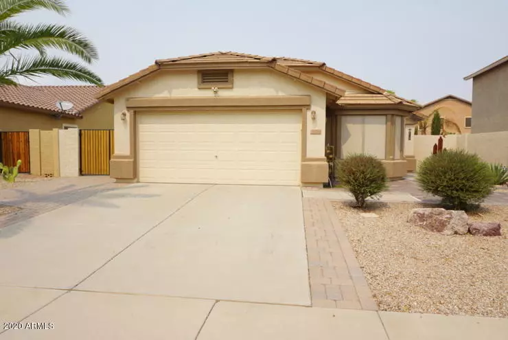 3020 E SILVERBELL Road, San Tan Valley, AZ 85143