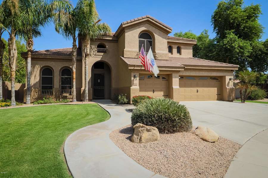 2901 S ILLINOIS Place, Chandler, AZ 85286