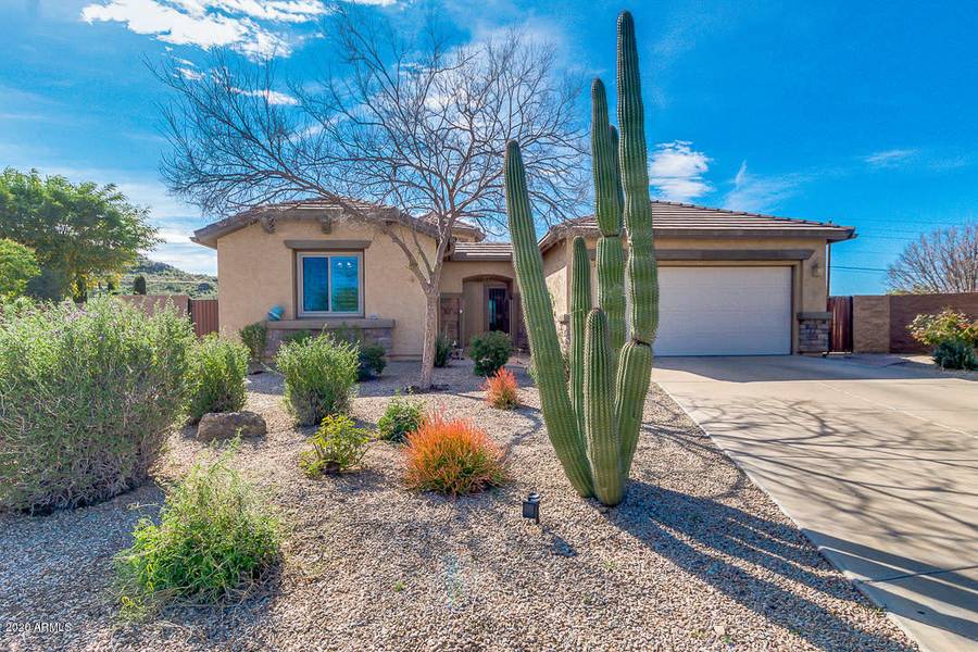 1213 W CUTLEAF Circle, San Tan Valley, AZ 85143