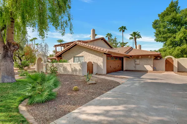 Scottsdale, AZ 85258,8108 E APPALOOSA Trail