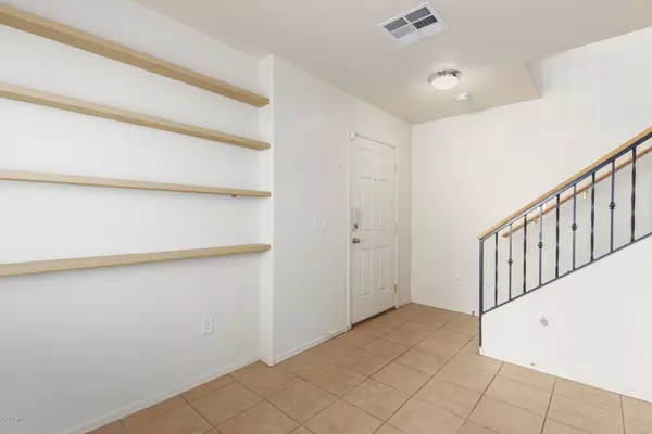 Gilbert, AZ 85296,1300 S OWL Drive