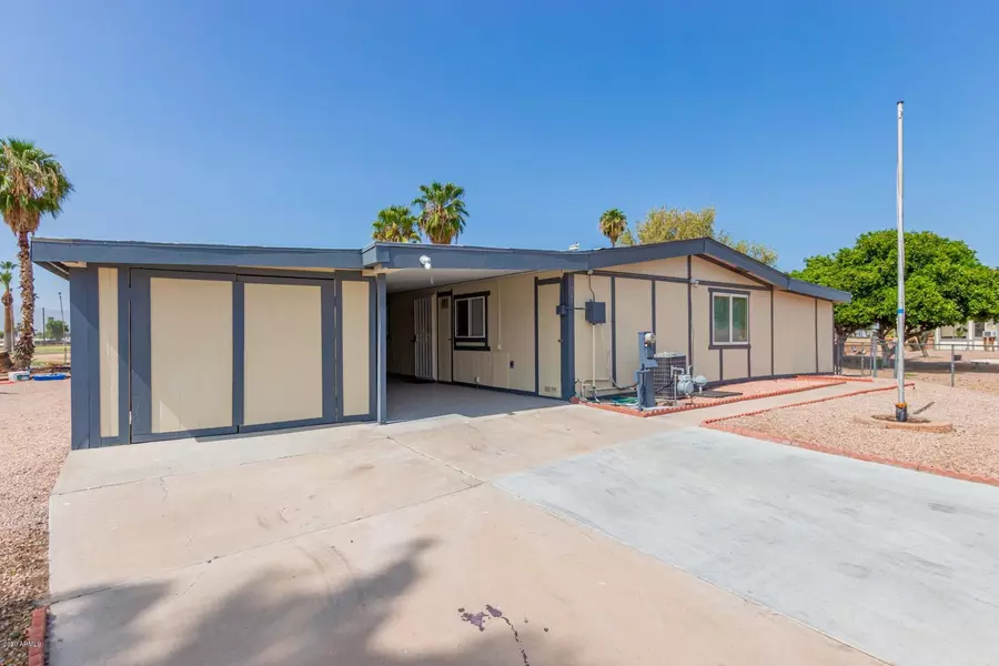 7544 E JUANITA Avenue, Mesa, AZ 85209