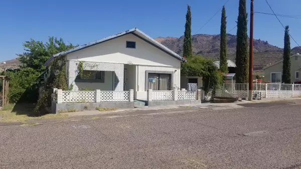 516 W HILL Street, Superior, AZ 85173