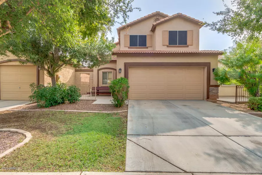 931 S RACINE Lane, Gilbert, AZ 85296