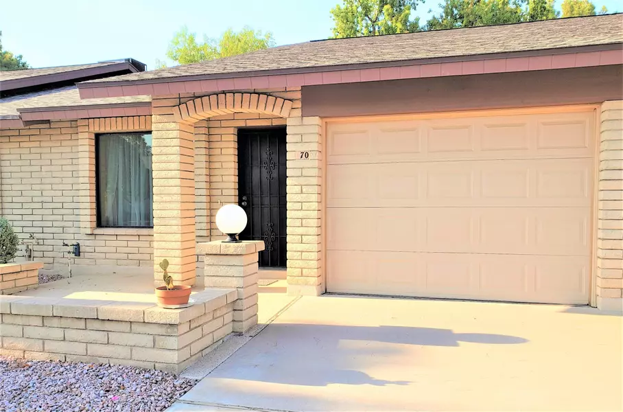 2064 S FARNSWORTH Drive #70, Mesa, AZ 85209