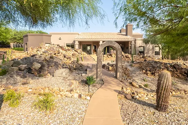 Fountain Hills, AZ 85268,15447 E GREYSTONE Drive