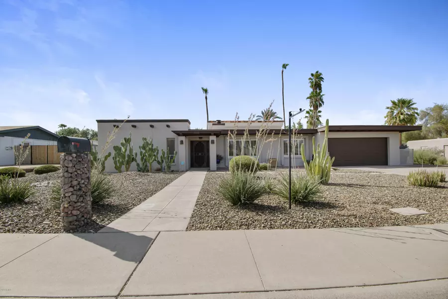 313 E Braeburn Drive, Phoenix, AZ 85022