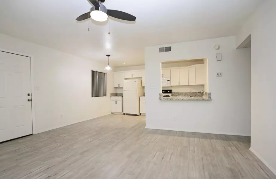 700 W UNIVERSITY Drive #103, Tempe, AZ 85281