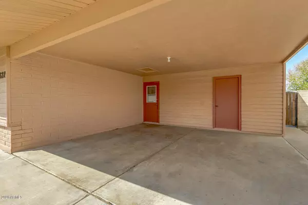 Mesa, AZ 85204,628 E GLADE Avenue