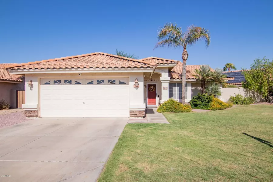 7238 W VIA DEL SOL Drive, Glendale, AZ 85310