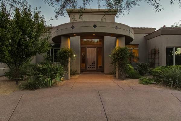 Paradise Valley, AZ 85253,6151 E Royal Palm Road