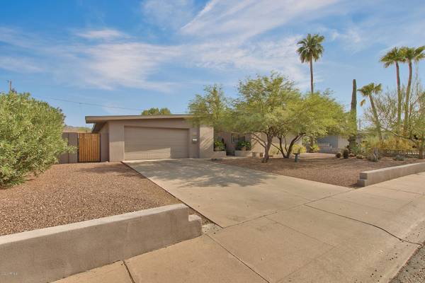 Phoenix, AZ 85028,2839 E CINNABAR Avenue