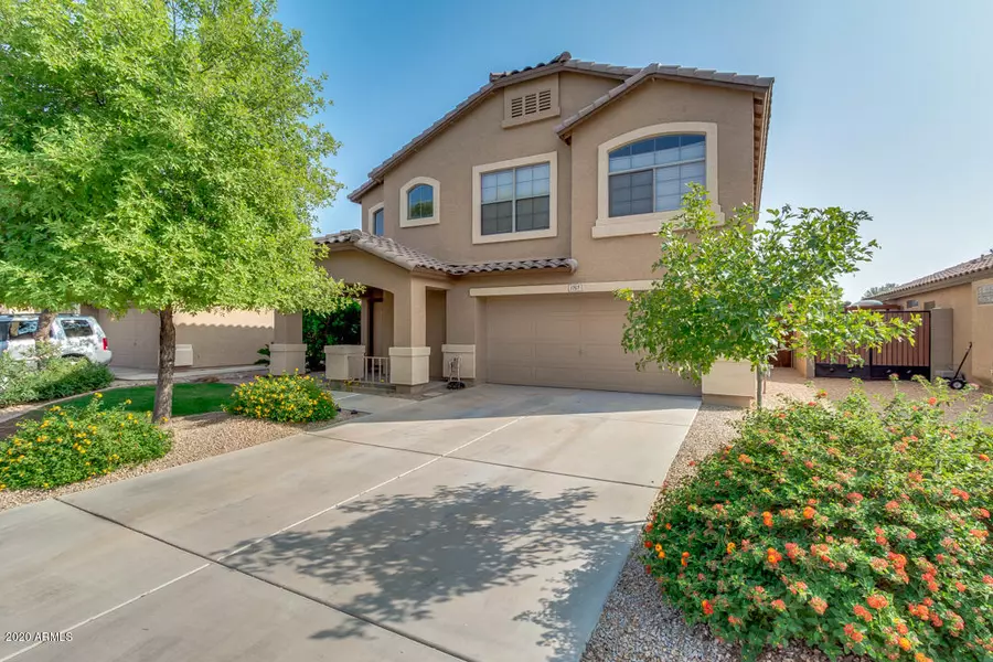 1757 E CARLA VISTA Drive, Gilbert, AZ 85295