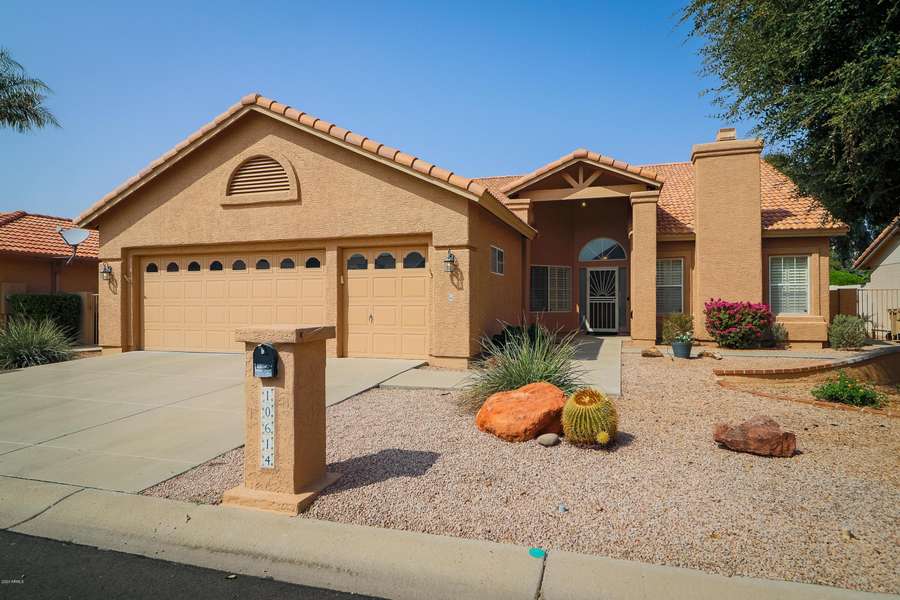 10614 E CEDAR WAXWING Drive, Sun Lakes, AZ 85248