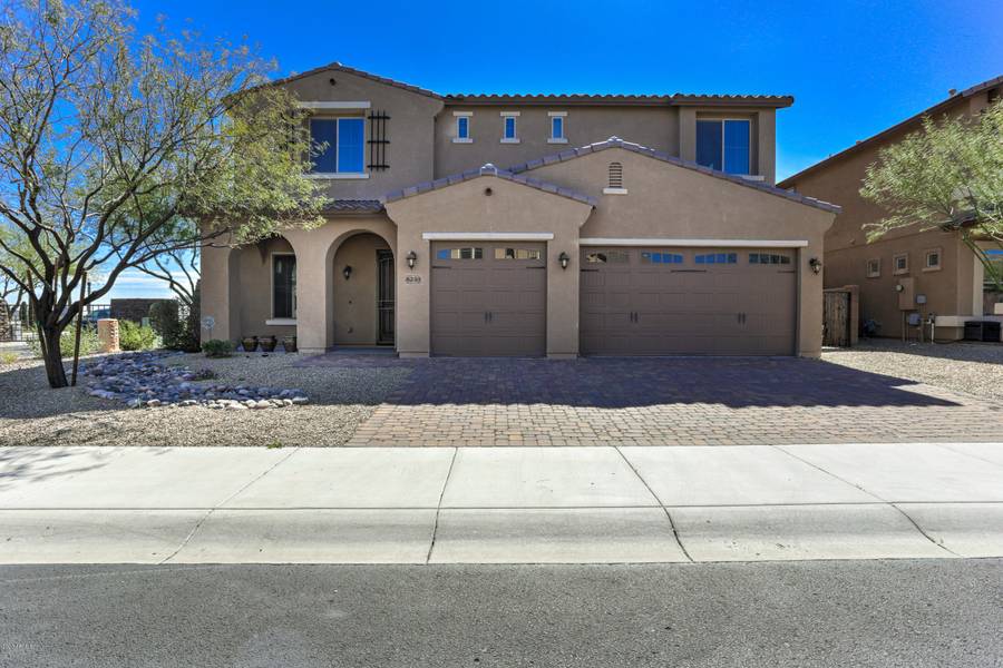 8233 W ROCK SPRINGS Drive, Peoria, AZ 85383