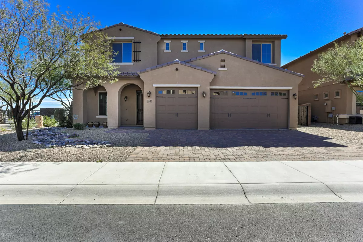 Peoria, AZ 85383,8233 W ROCK SPRINGS Drive