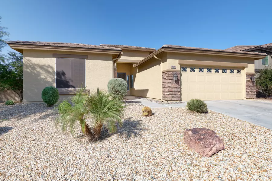 21974 W LASSO Lane, Buckeye, AZ 85326