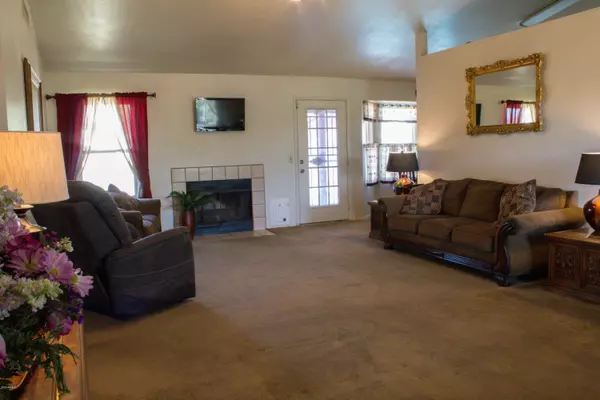 Glendale, AZ 85303,7950 W TUCKEY Lane