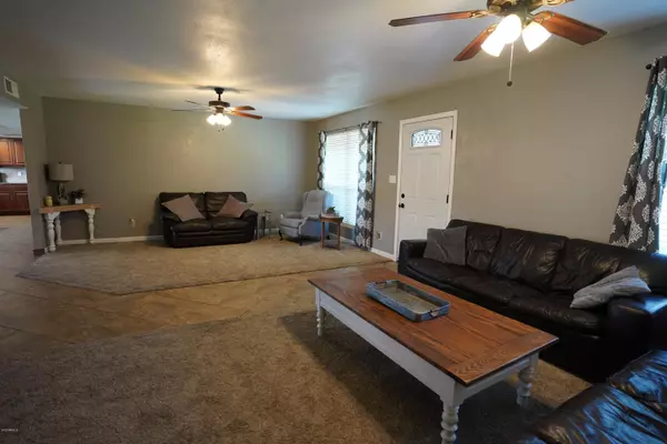 Mesa, AZ 85204,3239 E EMERALD Circle