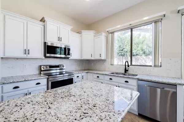 Chandler, AZ 85248,2196 W PERIWINKLE Way