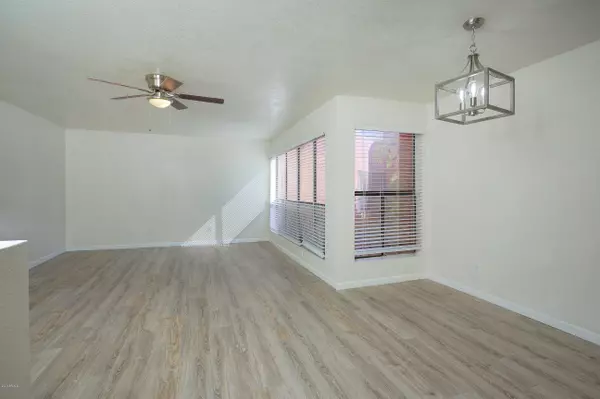 Phoenix, AZ 85051,3228 W Glendale Avenue #106