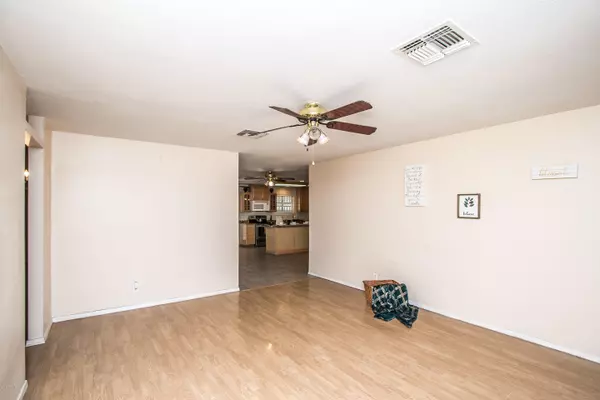 Phoenix, AZ 85051,4143 W NICOLET Avenue W