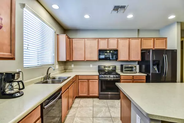 Tolleson, AZ 85353,10145 W MARGUERITE Avenue