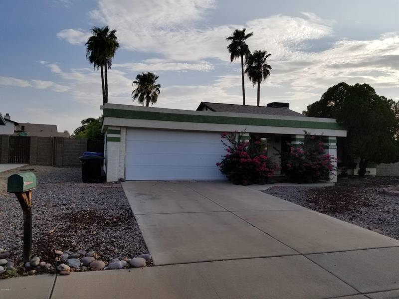 2305 E ENID Circle, Mesa, AZ 85204