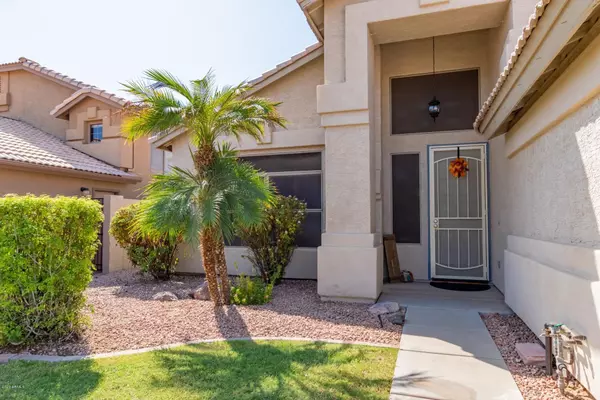 Chandler, AZ 85226,952 N LAKESHORE Place