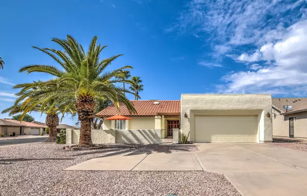 1533 LEISURE WORLD Boulevard, Mesa, AZ 85206