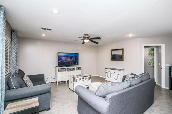 Queen Creek, AZ 85144,33184 N WINDMILL Run