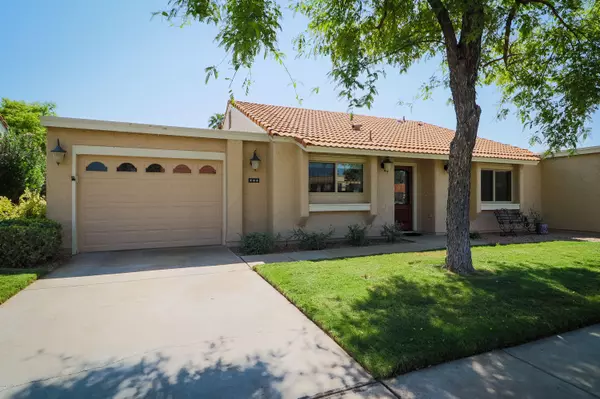 296 LEISURE WORLD --, Mesa, AZ 85206