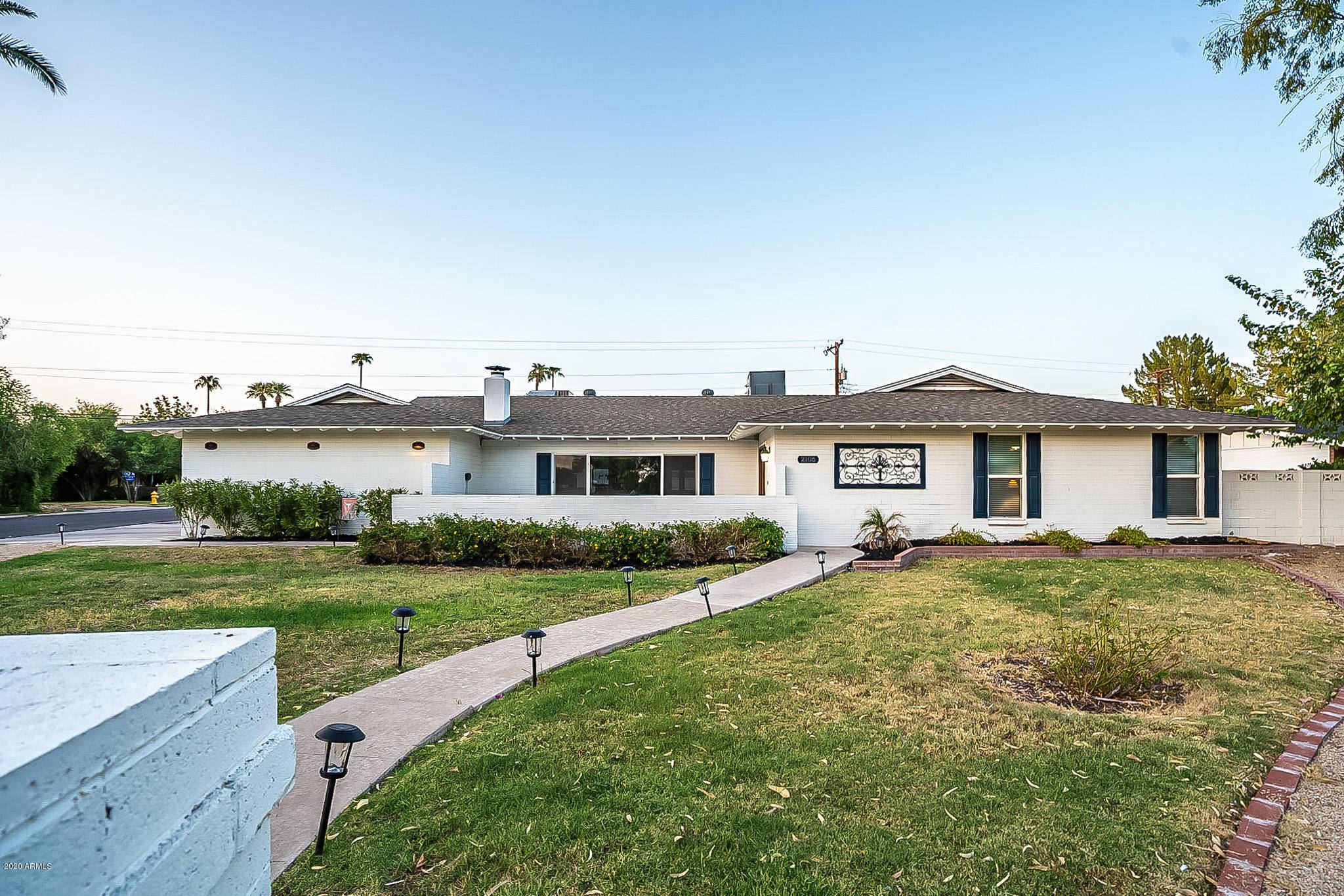 Phoenix, AZ 85016,2106 E MONTEBELLO Avenue