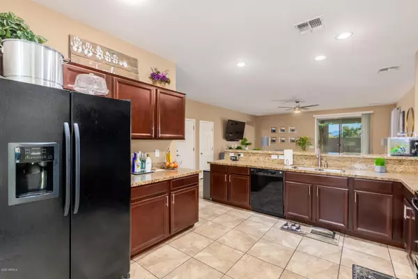 Tolleson, AZ 85353,10313 W TORONTO Way