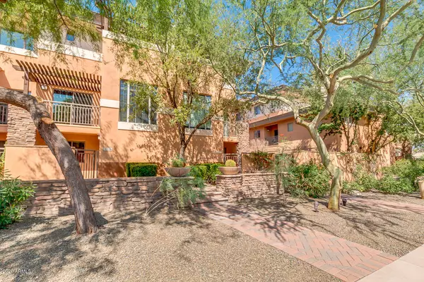 Paradise Valley, AZ 85253,6940 E COCHISE Road #1009