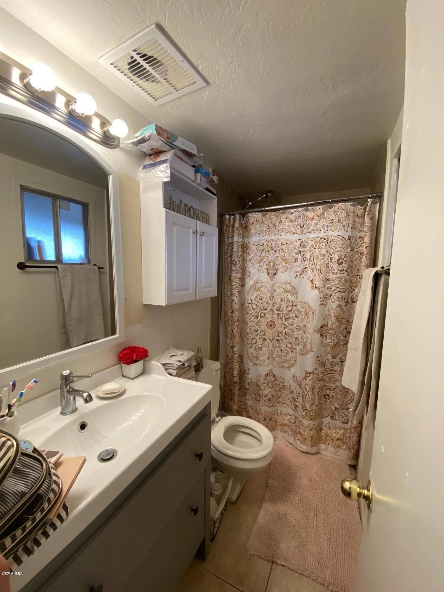 Phoenix, AZ 85033,7118 W Mackenzie Drive