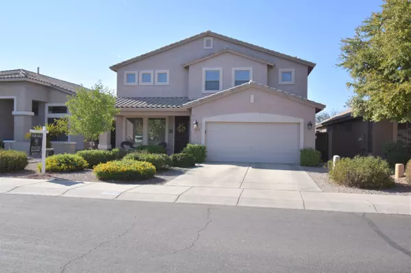 29842 N LITTLE LEAF Drive, San Tan Valley, AZ 85143