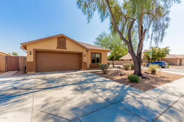 35333 N BELGIAN BLUE Court, San Tan Valley, AZ 85143