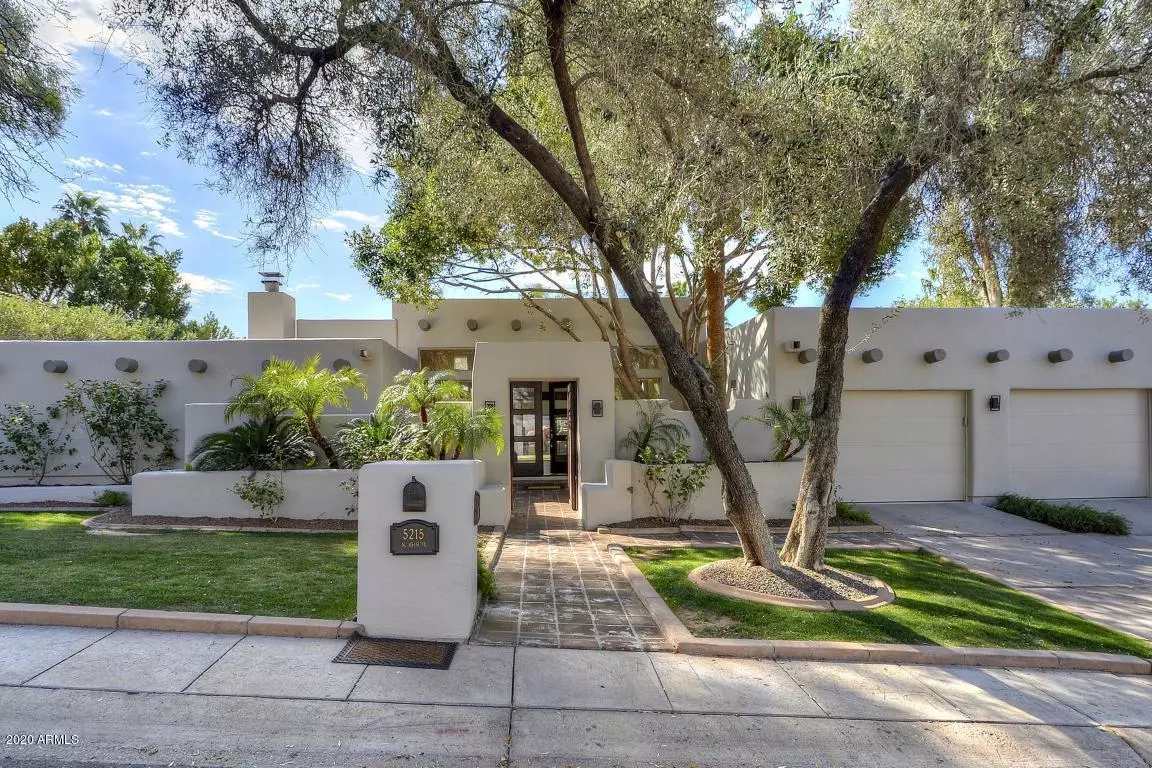 Phoenix, AZ 85018,5215 N 45TH Place
