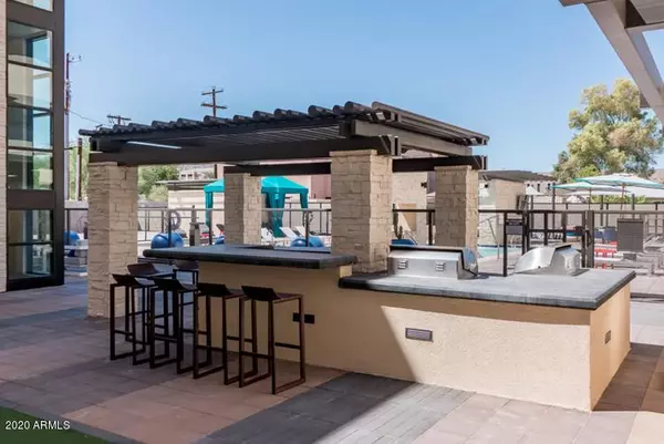 Scottsdale, AZ 85251,7300 E EARLL Drive #2002