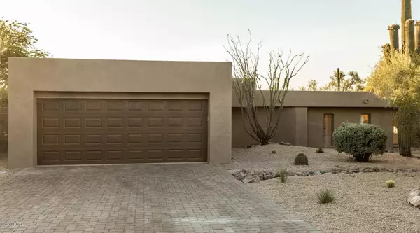 Carefree, AZ 85377,1041 N BOULDER Drive